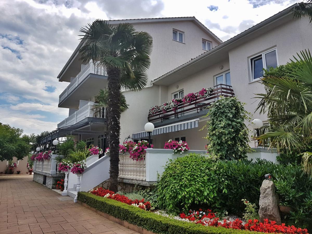 Guest House Katarina มาลินสกา ภายนอก รูปภาพ